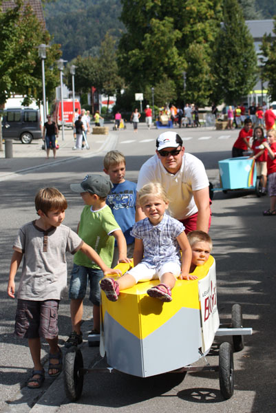 Ferienprogramm-2011_Abschlussfest_IMG_8723.jpg